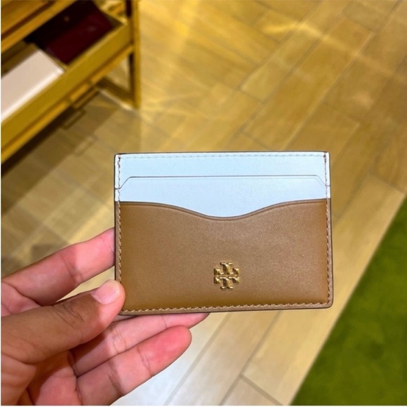 Tory Burch Emerson Soft Color- Block
Slim Card Case #168328 - Picture 2 of 5